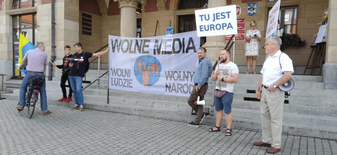 Tarnowskie Góry. Piknik Rodzinny i manifestacja