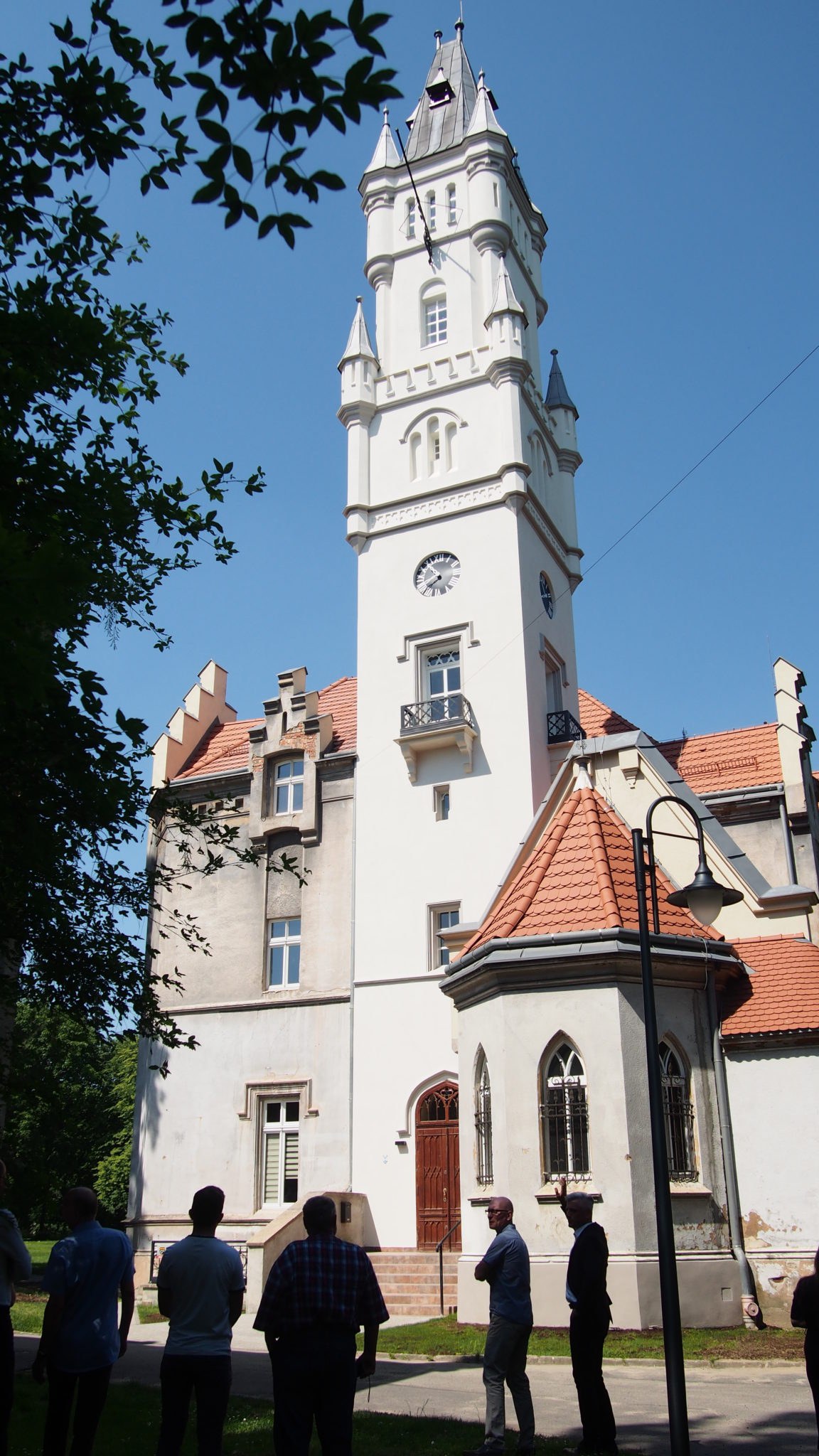 Wieża pałacu w Nakle Śląskim