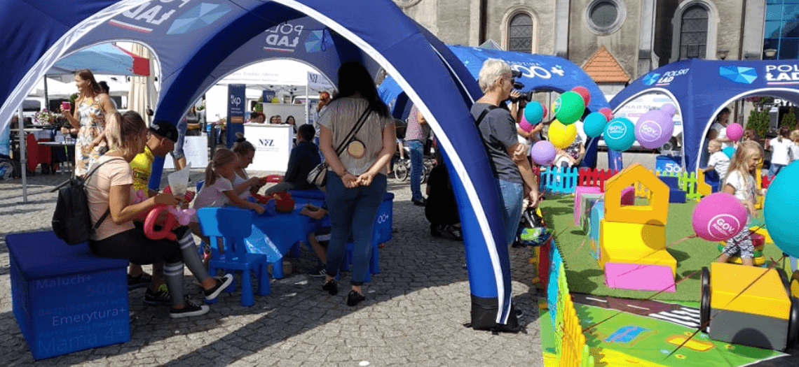 Tarnowskie Góry. Piknik Rodzinny i manifestacja