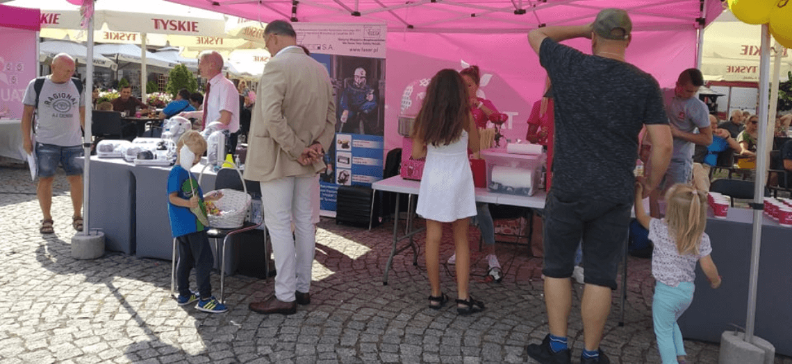 Tarnowskie Góry. Piknik Rodzinny i manifestacja