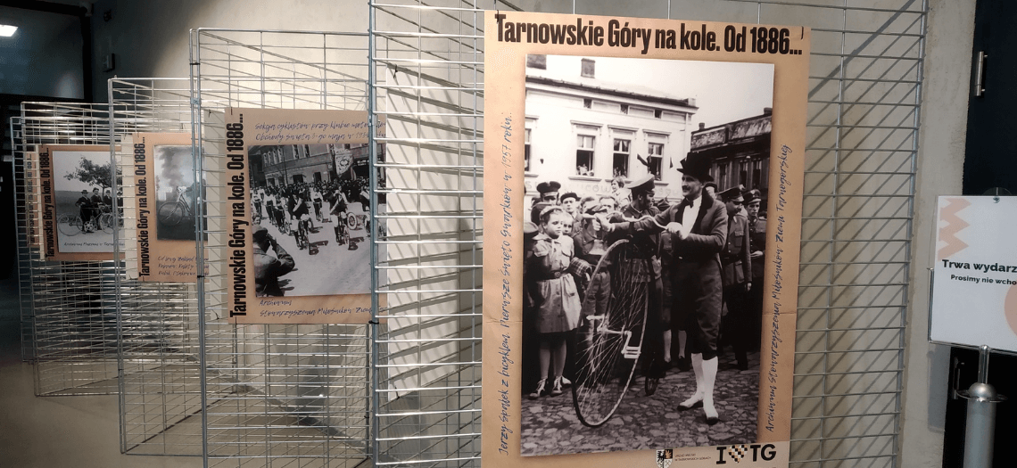 Tarnowskie Góry. Konferencja "Rower - komunikacja, rekreacja, turystyka"