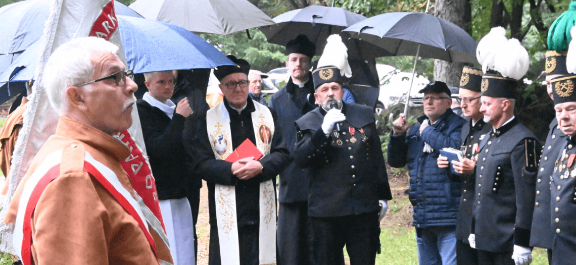 Bobrowniki Śląskie - kapliczka św. Barbary