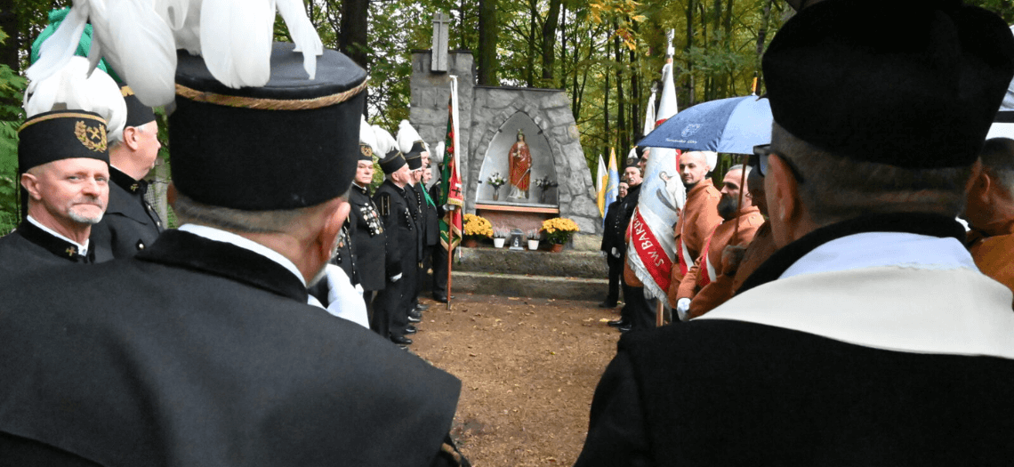 Bobrowniki Śląskie - kapliczka św. Barbary