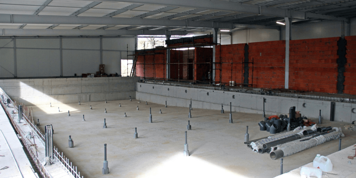 Budowa basenu w Radzionkowie