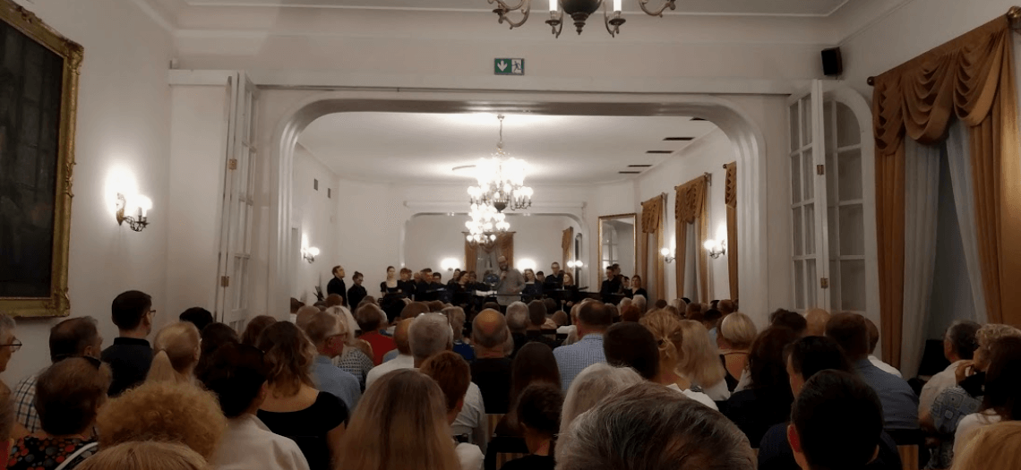 Koncert w Pałacu w Rybnej