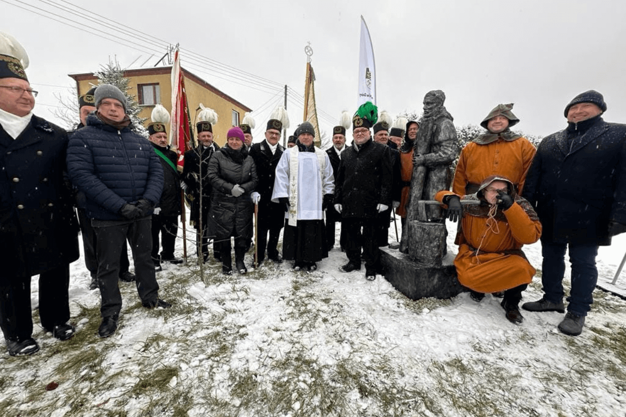 Tarnogórski gwarek w Pniowcu