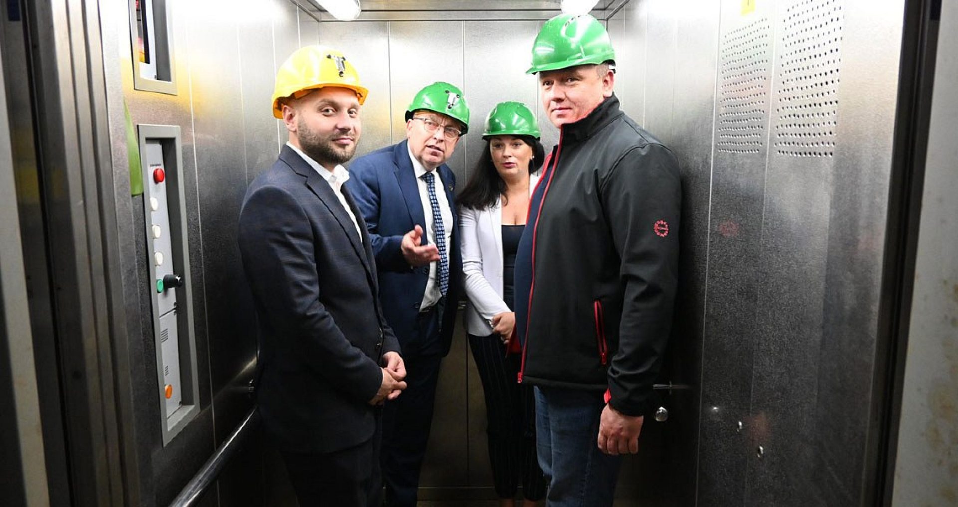 Marszalek w windzie Marszalek w windzie