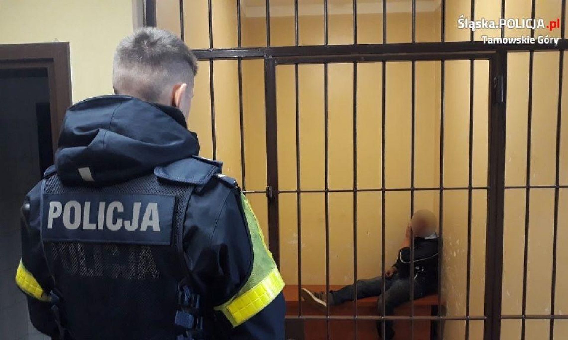 Atak na policjantow tarnowskie gory Atak na policjantow tarnowskie gory