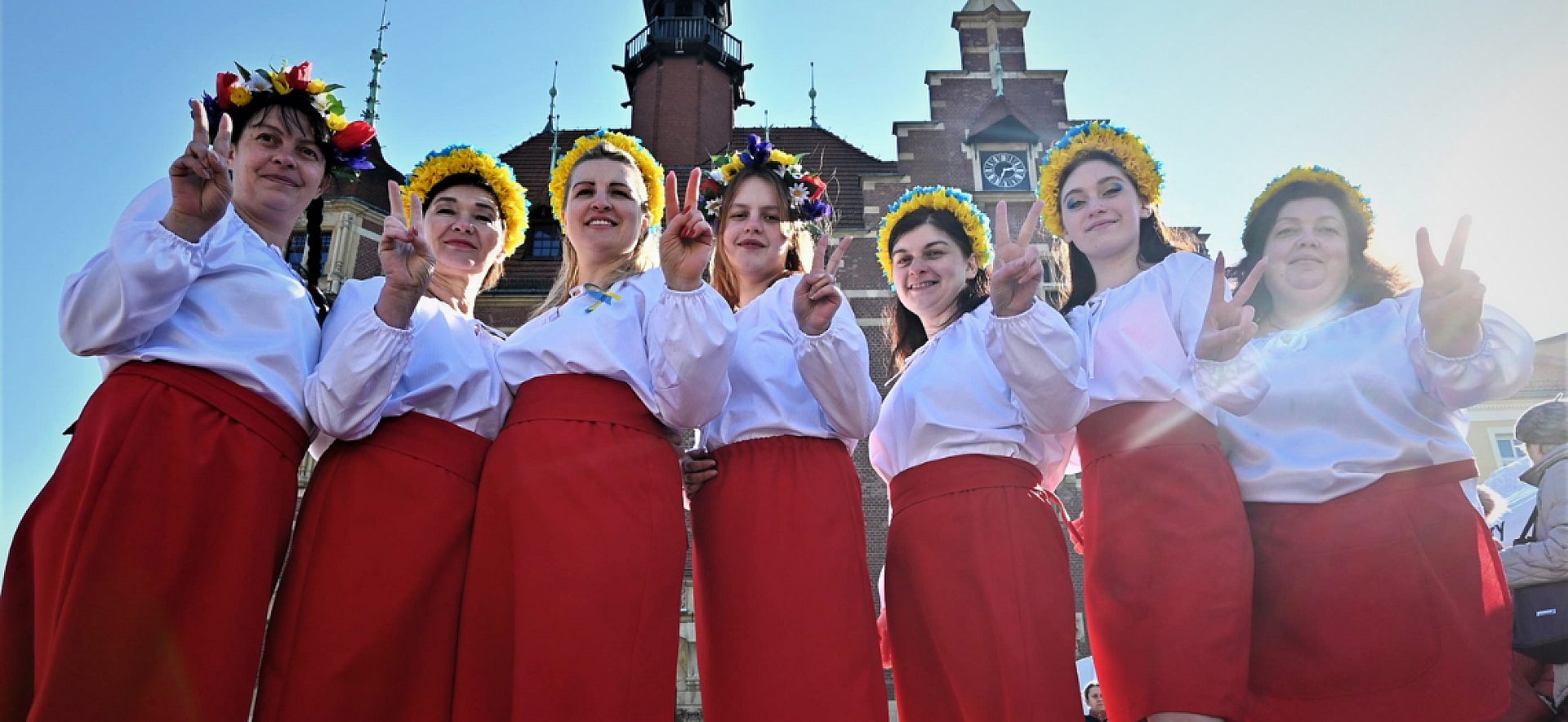 Panie z Ukrainy, które przygotowały pyszności na piknik Panie z Ukrainy, które przygotowały pyszności na piknik