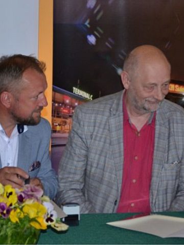 Dzień Elektromobilności w tarnogórskiej "Sorbonie" Dzień Elektromobilności w tarnogórskiej "Sorbonie"