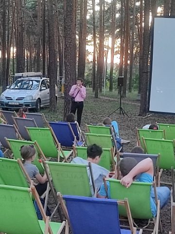 Letnie kino plenerowe w Kaletach Letnie kino plenerowe w Kaletach