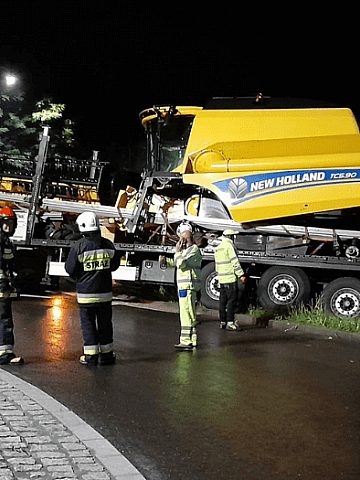 Szałsza Pojazd wpadł do rowu Szałsza Pojazd wpadł do rowu