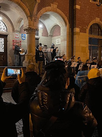 Spotkanie dla Ukrainy w Tarnowskich Górach Spotkanie dla Ukrainy w Tarnowskich Górach