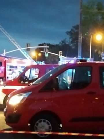 Tarnowskie Góry, ulica Piłsudskiego - pożar budynku Tarnowskie Góry, ulica Piłsudskiego - pożar budynku