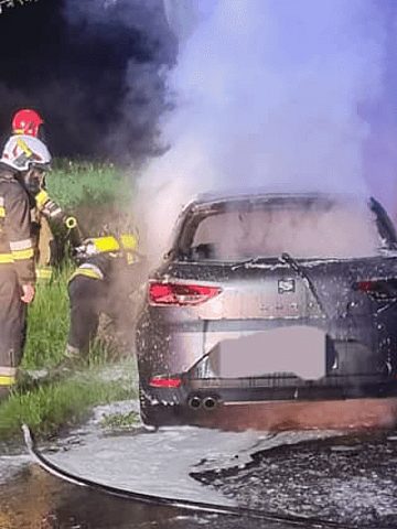 Pożar samochodu w Gliwicach Pożar samochodu w Gliwicach