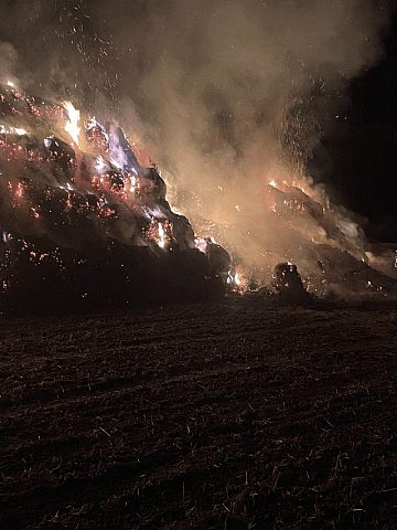 Pożar słomy w Wieszowie Pożar słomy w Wieszowie