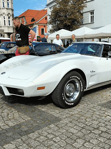 Zlot Pojazdów Zabytkowych 2023 w Tarnowskich Górach 7 Zlot Pojazdów Zabytkowych 2023 w Tarnowskich Górach 7