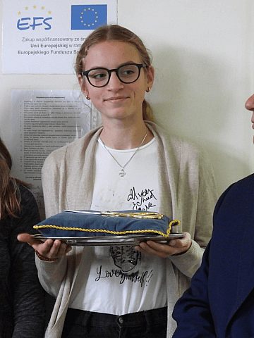 Odnowiona sala komputerowa w Nakle Śląskim Odnowiona sala komputerowa w Nakle Śląskim