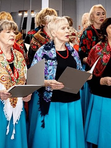 Tarnogórski Uniwersytet Trzeciego Wieku na scenie Tarnogórski Uniwersytet Trzeciego Wieku na scenie