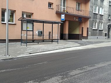 Modyfikacja rozkładu jazdy linii autobusowej 671 Tarnowskie Góry Powstańców Śląskich przystanek autobusowy