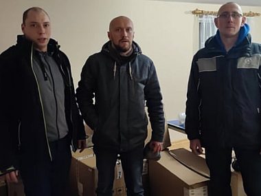 Transport z pomocą humanitarną dotarł na granicę Tarnogórska Zbiórka dla Ukrainy