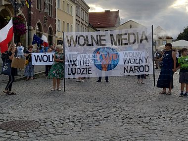 Demonstracja w obronie wolnych mediów Demonstracja w obronie wolnych mediów