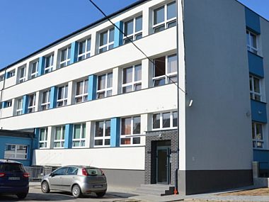 Remont Zespołu Szkół Technicznych i Ogólnokształcących w Tarnowskich Górach Remont Zespołu Szkół Technicznych i Ogólnokształcących w Tarnowskich Górach