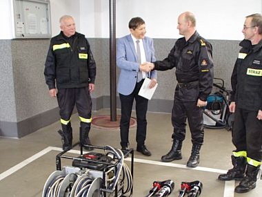 Nowy sprzęt dla Ochotniczej Straży Pożarnej w Kaletach Nowy sprzęt dla Ochotniczej Straży Pożarnej z Kalet