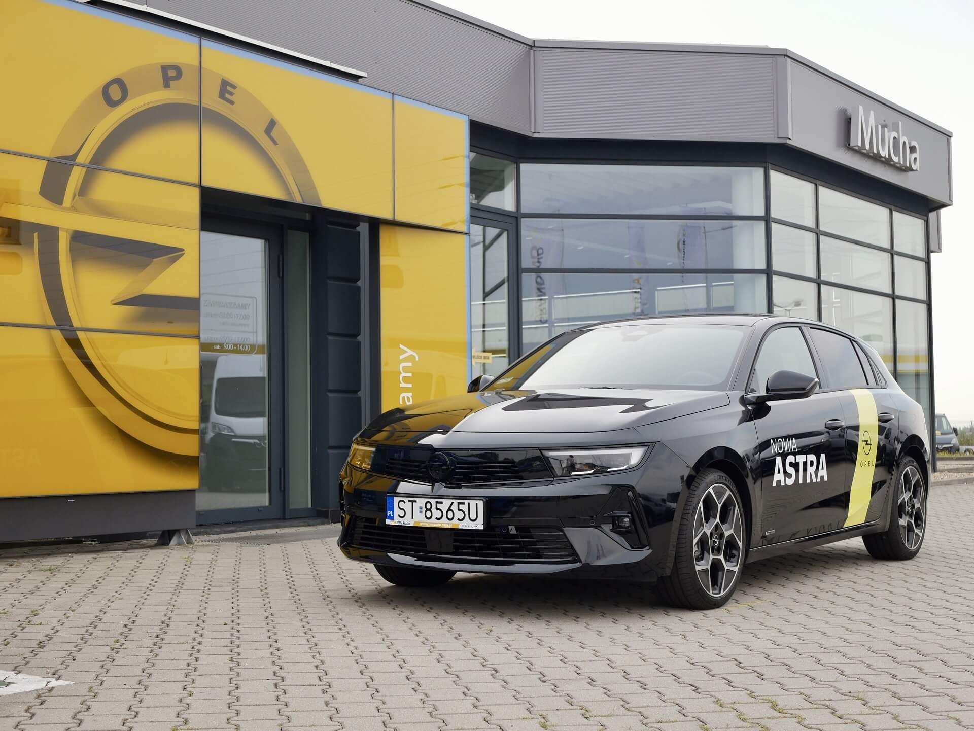 Nowa Astra w salonach Opel MW Auto