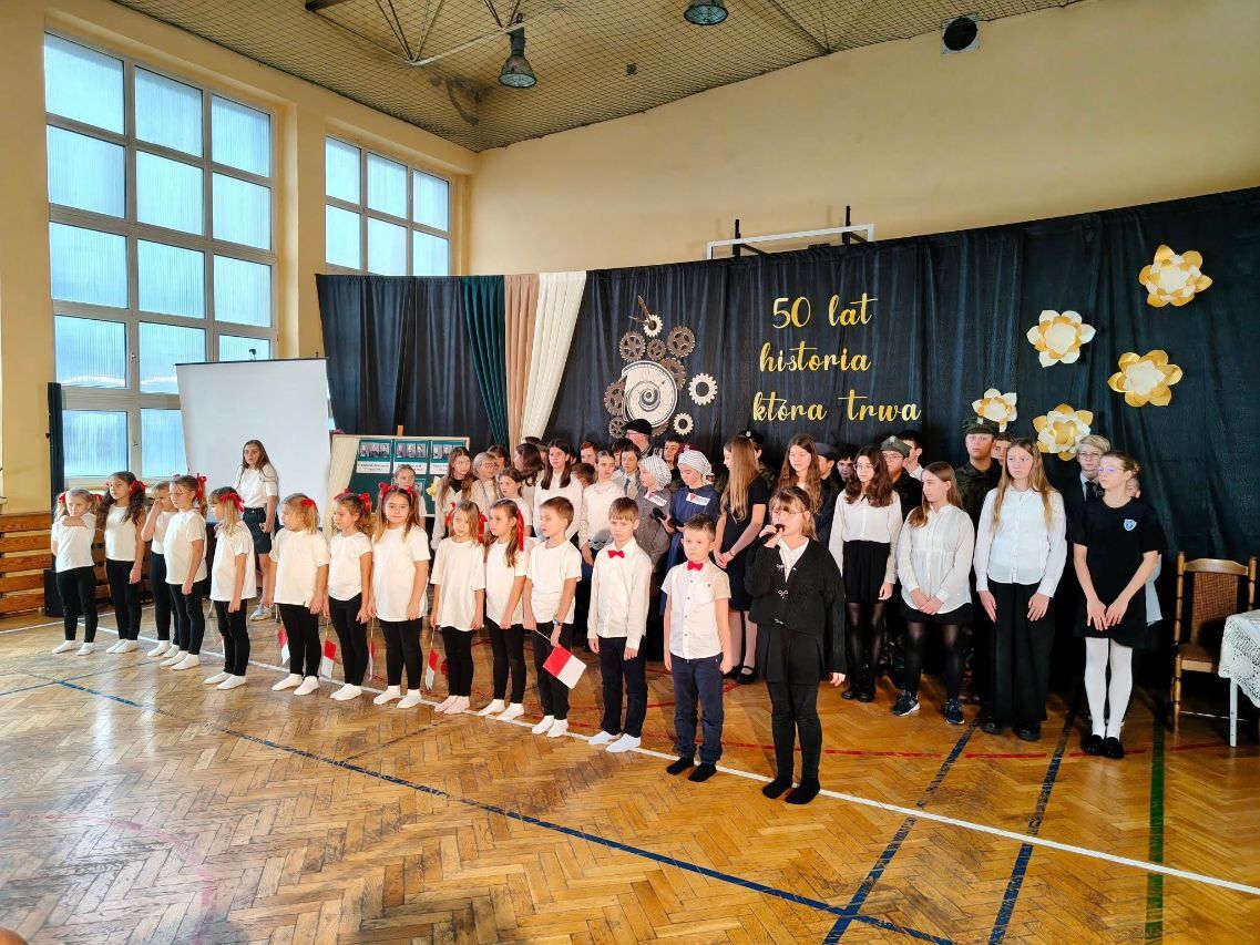 50-lecie budynku Szkoły-Podstawowej w Orzechu