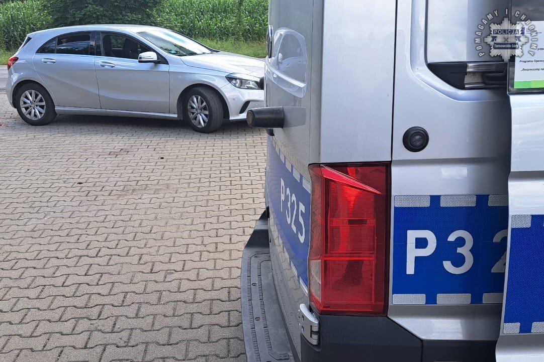 Pijana uderzyla w radiowoz Zbroslawice 2