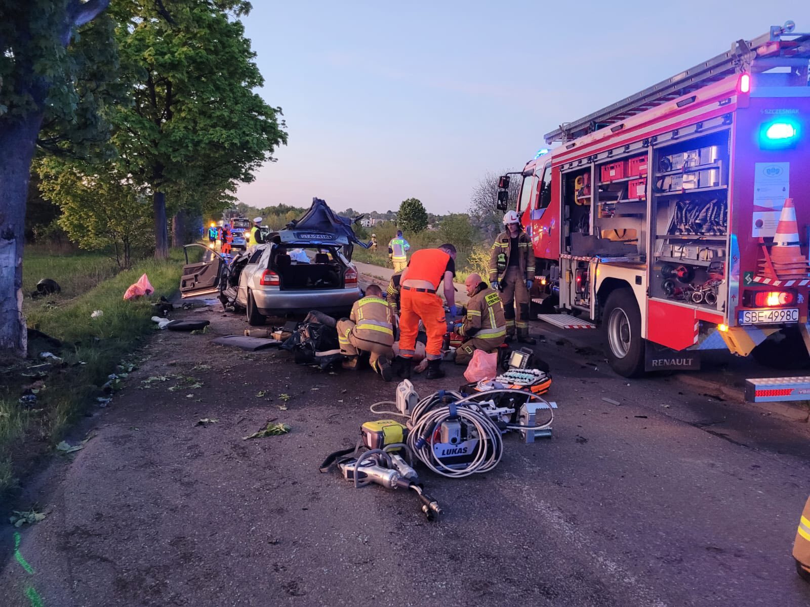 Saczow DK78 Wypadek Audi Zrodlo SP ZOZ RPR Sosnowiec 2025 05 01 03