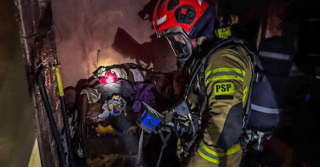 Tragiczny pożar w Kaletach. Nie żyje kobieta