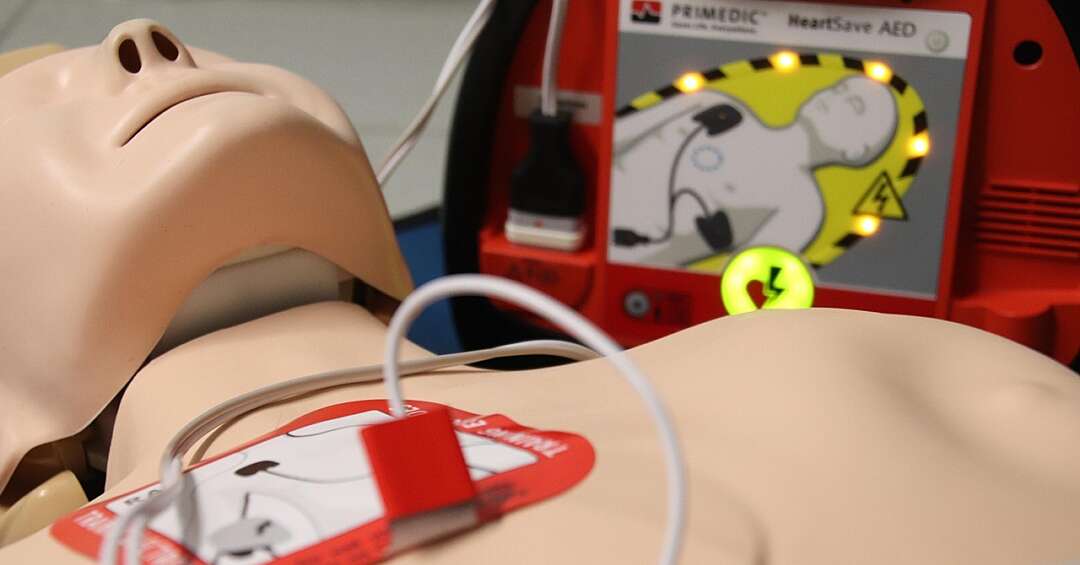 Budżet Partycypacyjny Powiatu Tarnogórskiego rozstrzygnięty. Będzie chodnik i defibrylatory