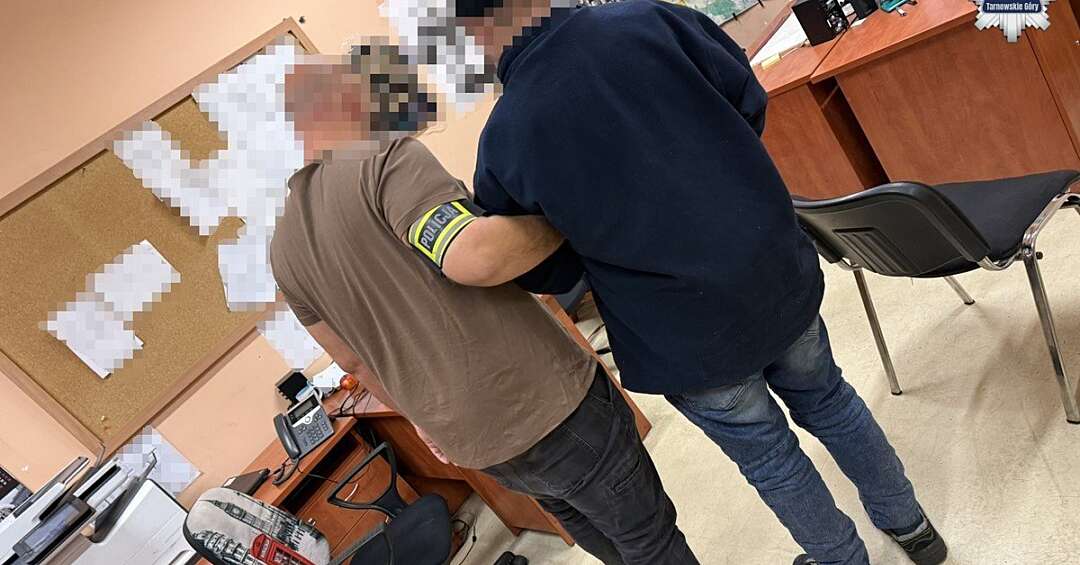 Metoda "na policjanta"? Nie tym razem! Funkcjonariusze uratowali seniorkę z Miedar przed stratą