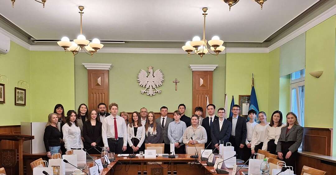 Radzionków ma swoją Młodzieżową Radę Miasta. Kto po wyborach znalazł się w jej składzie?