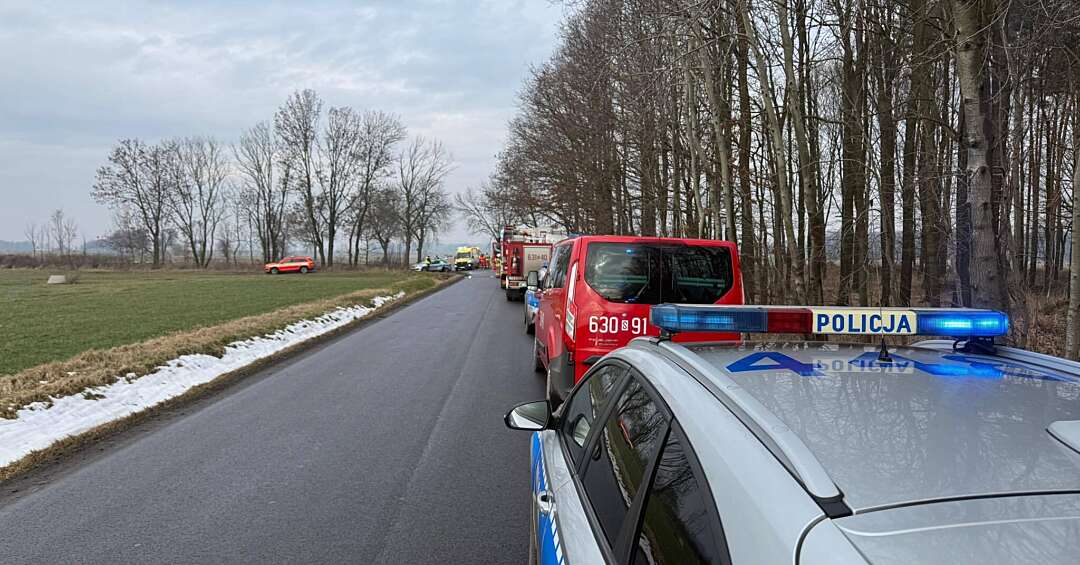 Tragiczny wypadek w gminie Zbrosławice. Miejsce zdarzenia jest nieprzejezdne dla kierowców