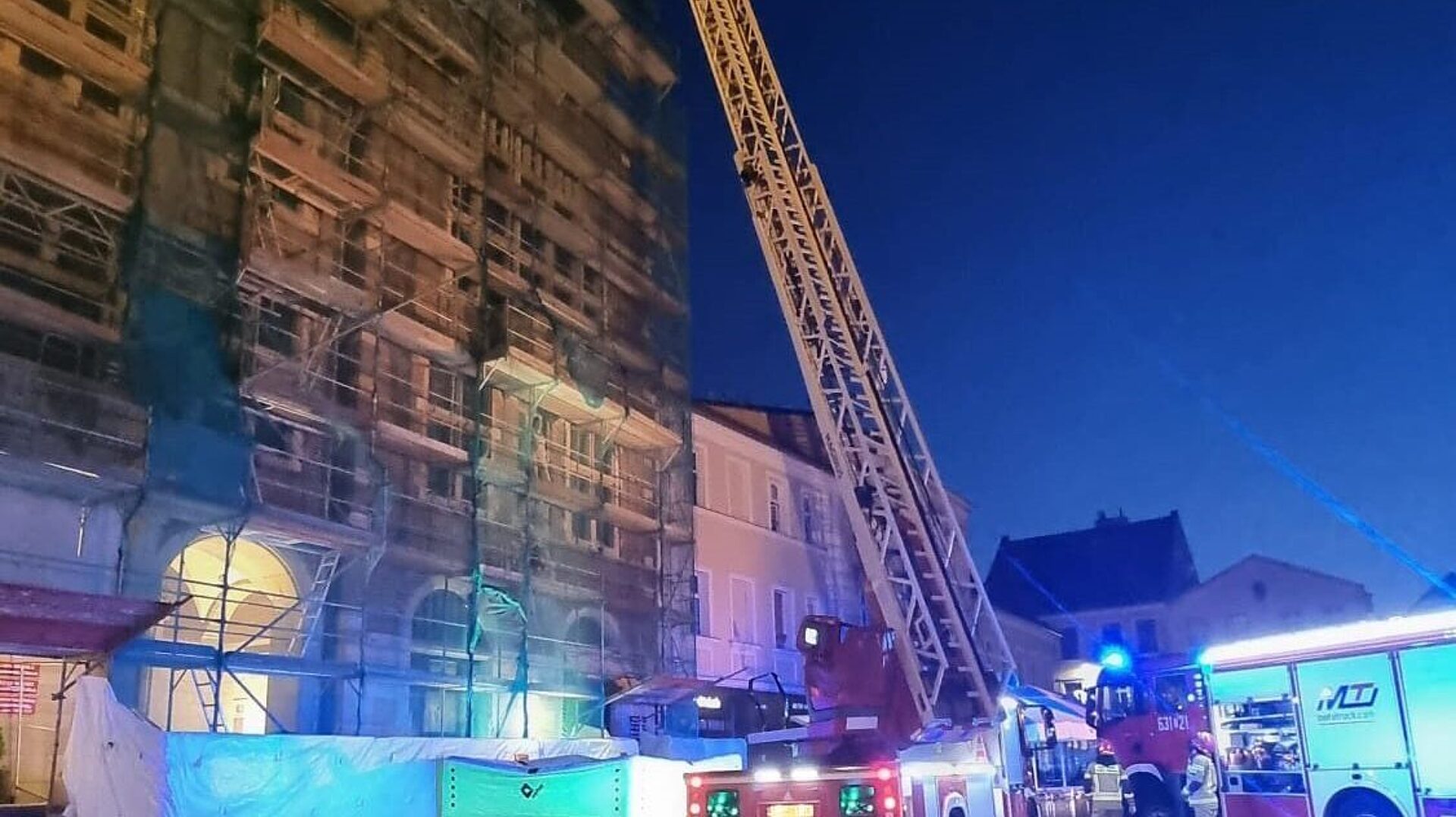 Tarnowskie gory rynek rusztowanie Tarnowskie gory rynek rusztowanie