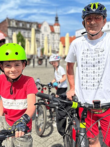 Dzień Flagi 2024 w Tarnowskich Górach Dzień Flagi 2024 w Tarnowskich Górach
