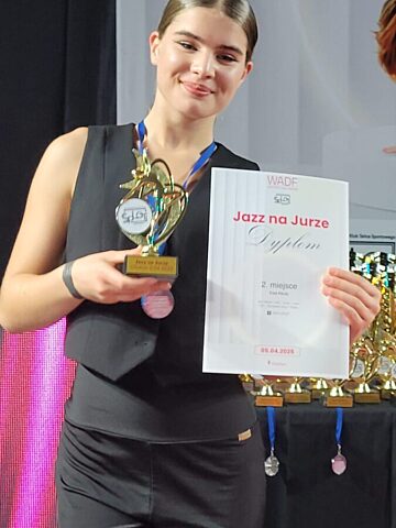Tesski z tanecznymi medalami Tesski z tanecznymi medalami