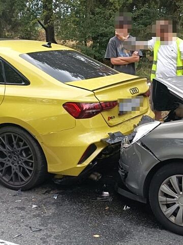 Zdarzenie drogowe na DW 908 w powiecie tarnogórskim Zdarzenie drogowe na DW 908 w powiecie tarnogórskim