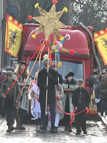 Orszak Trzech Króli w Tarnowskich Górach Orszak Trzech Króli w Tarnowskich Górach