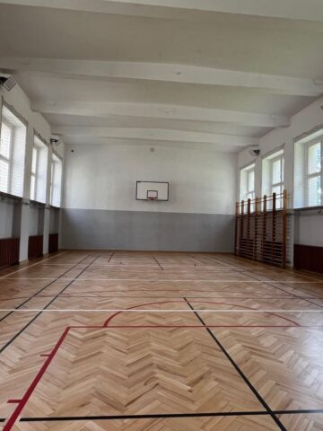 Remont sali gimnastycznej w I LO w Tarnowskich Górach Remont sali gimnastycznej w I LO w Tarnowskich Górach