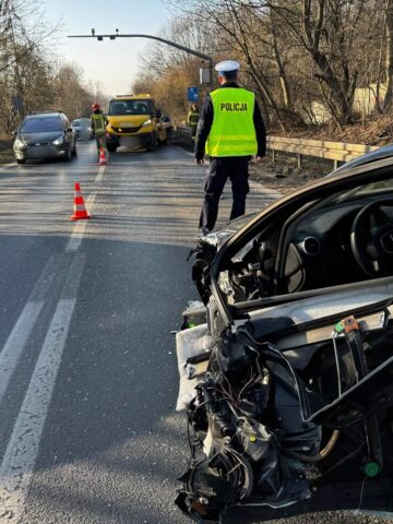 Kolizja na obwodnicy w Tarnowskich Górach Kolizja na obwodnicy w Tarnowskich Górach
