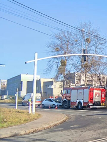 Kolizja na obwodnicy w Tarnowskich Górach Kolizja na obwodnicy w Tarnowskich Górach