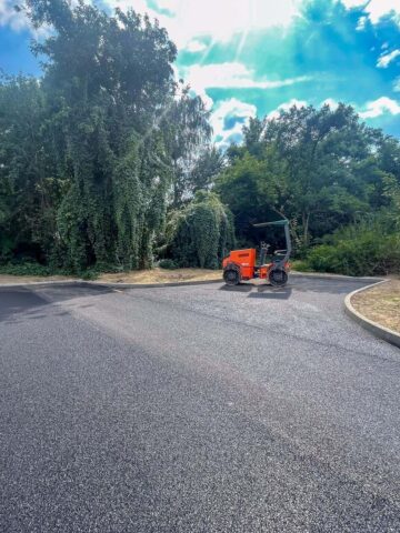 Prace drogowe przy ul. Pomorskiej i Fińskiej Prace drogowe przy ul. Pomorskiej i Fińskiej