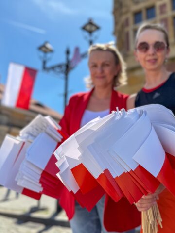 Dzień Flagi w Tarnowskich Górach Dzień Flagi w Tarnowskich Górach