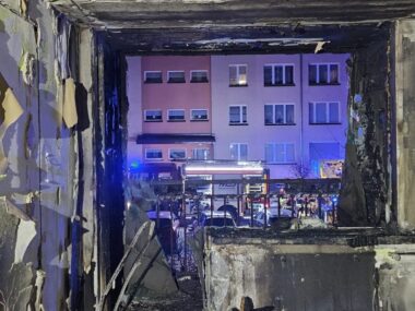 Pożar w Tarnowskich Górach-Strzybnicy zniszczył kilka lokali Pozar tarnowskie gory strzybnica zbiorka