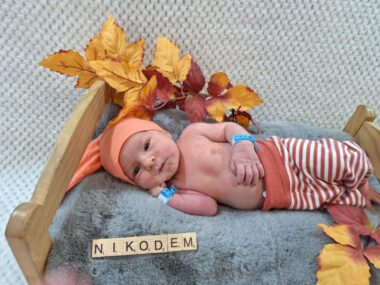 Październikowe maluszki pozdrawiają z porodówki Nikodem