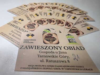 Ponad 100 "zawieszonych obiadów" czeka w Tarnowskich Górach Tarnowskie gory zawieszony obiad gospoda u jima